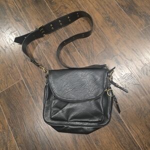Black Crossbody Bag With Wide Strap